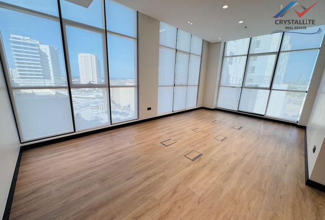 998424 - Property Image 3