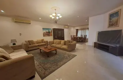 Villa - 3 Bedrooms - 4 Bathrooms for rent in Adliya - Manama - Capital Governorate