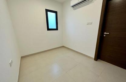 Villa - 4 Bedrooms - 5 Bathrooms for rent in Busaiteen - Muharraq Governorate Villa - 4 Bedrooms - 5 Bathrooms for rent in Busaiteen - Muharraq Governorate
