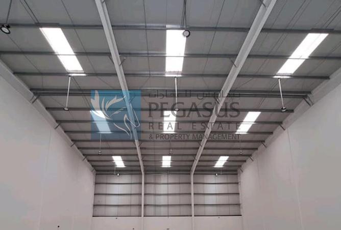 989255 - Property Image 2