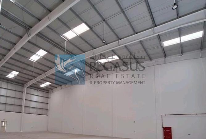 989255 - Property Image 3