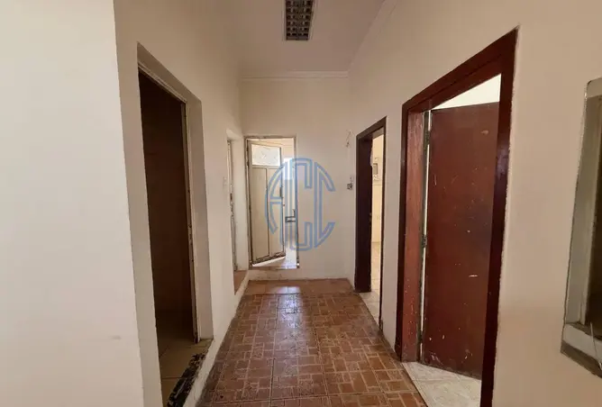 58382709 - Property Image 2