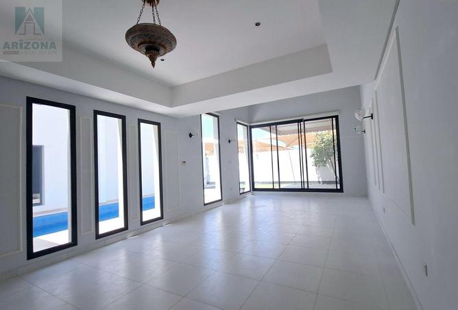 56423848 - Property Image 2