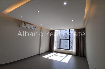 Apartment - 2 Bedrooms - 2 Bathrooms for rent in Hidd - Muharraq Governorate