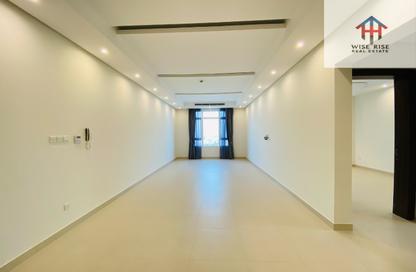Apartment - 2 Bedrooms - 2 Bathrooms for rent in Al Burhama - Manama - Capital Governorate Apartment - 2 Bedrooms - 2 Bathrooms for rent in Al Burhama - Manama - Capital Governorate