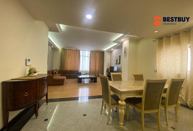 1002832 - Property Image 3