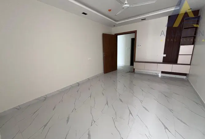 56857945 - Property Image 2