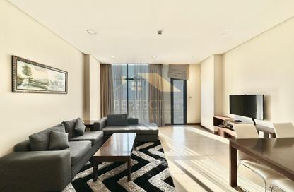 Apartment - 2 Bedrooms - 3 Bathrooms for rent in Al Juffair - Capital Governorate