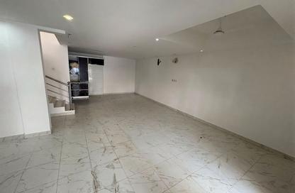 Villa - 3 Bedrooms - 3 Bathrooms for rent in Sanad - Central Governorate