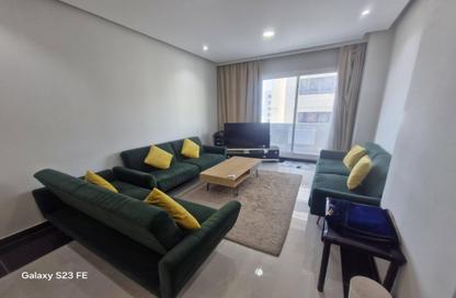 Apartment - 2 Bedrooms - 2 Bathrooms for rent in Busaiteen - Muharraq Governorate