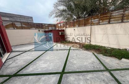 Villa - 3 Bedrooms - 4 Bathrooms for sale in Bu Quwah - Northern Governorate