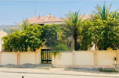 Villa - 5 Bedrooms - 6 Bathrooms for sale in Hamad Town - Northern Governorate Villa - 5 Bedrooms - 6 Bathrooms for sale in Hamad Town - Northern Governorate