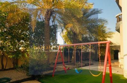 Villa - 5 Bedrooms - 6 Bathrooms for sale in Hamad Town - Northern Governorate