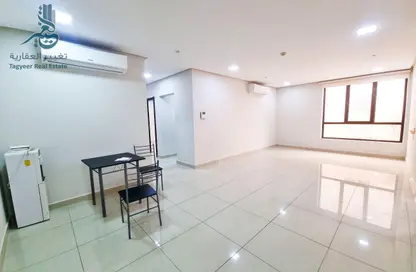 Apartment - 3 Bedrooms - 3 Bathrooms for rent in Saar - Northern Governorate