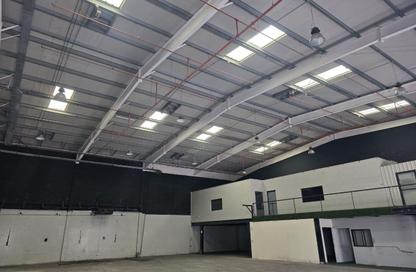 Warehouse - Studio - 7+ Bathrooms for rent in Hidd - Muharraq Governorate