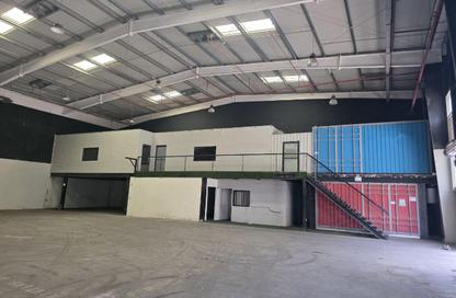 Warehouse - Studio - 7+ Bathrooms for rent in Hidd - Muharraq Governorate