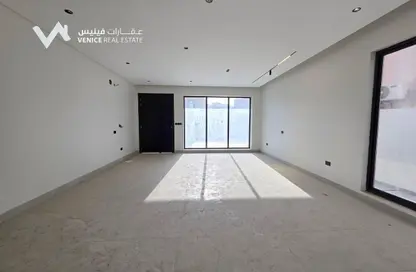 فيلا - 3 غرف نوم - 4 حمامات للبيع في الحجيات - الرفاع - المحافظة الجنوبية