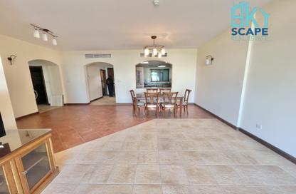 Apartment - 2 - 3 for rent in Sanabis - Manama - Capital Governorate Apartment - 2 - 3 for rent in Sanabis - Manama - Capital Governorate
