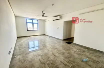 Apartment - 3 Bedrooms - 2 Bathrooms for rent in Saar - Northern Governorate