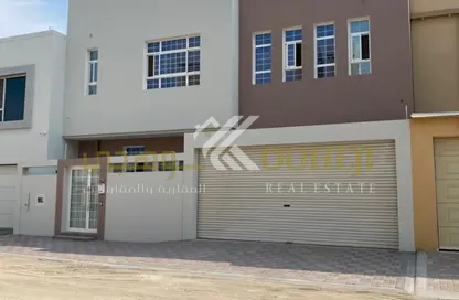 فيلا - 3 غرف نوم - 5 حمامات للبيع في جنوسان - المحافظة الشمالية