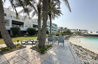 فيلا - 4 غرف نوم - 6 حمامات للايجار في شارع أمواج - أمواج - المحرق