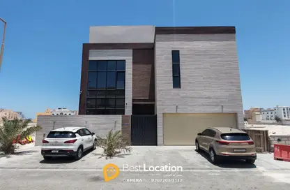 Villa - 5 Bedrooms - 7 Bathrooms for sale in Busaiteen - Muharraq Governorate Villa - 5 Bedrooms - 7 Bathrooms for sale in Busaiteen - Muharraq Governorate