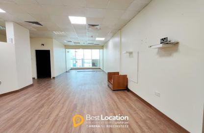 Office Space - 4 Bedrooms - 1 Bathroom for rent in Tubli - Central Governorate