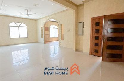 Whole Building - 7 Bedrooms - 7 Bathrooms for sale in Jid Ali - Central Governorate