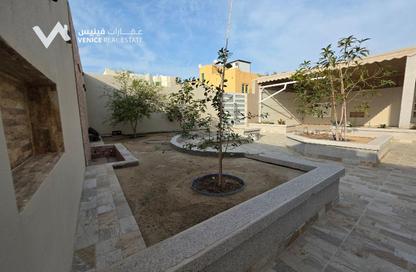 Villa - 5 Bedrooms - 7 Bathrooms for rent in Malkiyah - Northern Governorate