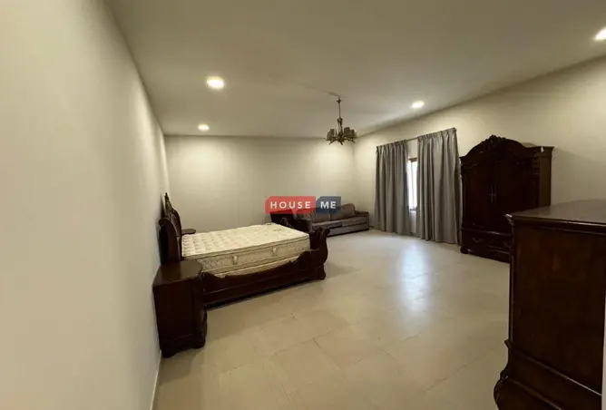56066218 - Property Image 3