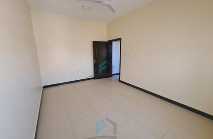 Apartment - 2 Bedrooms - 2 Bathrooms for rent in Arad - Muharraq Governorate