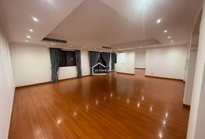 57818430 - Property Image 3