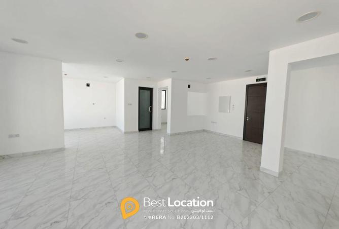 994769 - Property Image 3