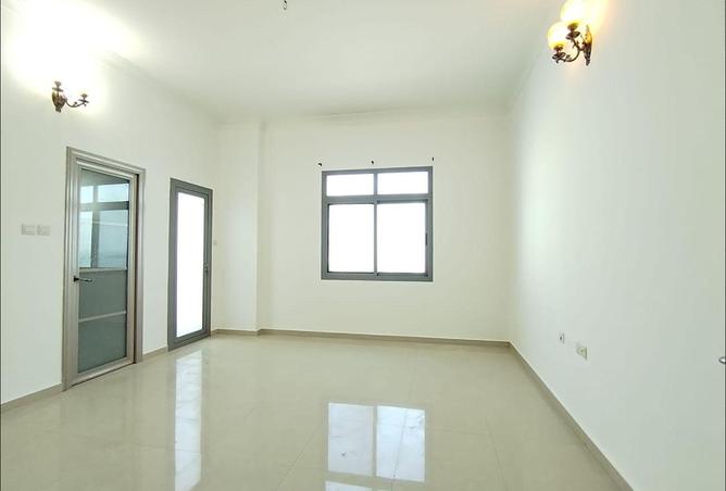 994208 - Property Image 2