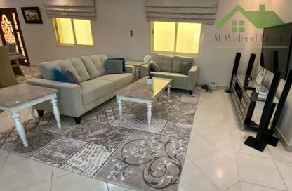 Villa - 3 - 4 for rent in Hidd - Muharraq Governorate