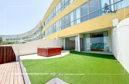Villa - 4 Bedrooms - 5 Bathrooms for rent in Amwaj Avenue - Amwaj Islands - Muharraq Governorate