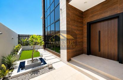Villa - 5 Bedrooms - 7 Bathrooms for sale in Busaiteen - Muharraq Governorate Villa - 5 Bedrooms - 7 Bathrooms for sale in Busaiteen - Muharraq Governorate