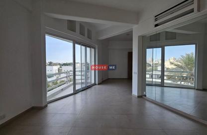 Apartment - 2 Bedrooms - 3 Bathrooms for rent in Adliya - Manama - Capital Governorate
