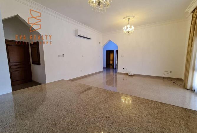 51584172 - Property Image 2