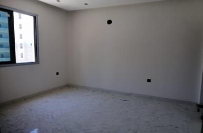 Apartment - 3 Bedrooms - 4 Bathrooms for sale in Hidd - Muharraq Governorate Apartment - 3 Bedrooms - 4 Bathrooms for sale in Hidd - Muharraq Governorate