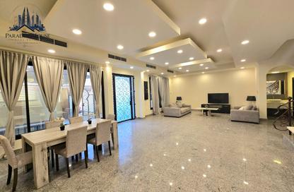 Villa - 4 - 5 for rent in Busaiteen - Muharraq Governorate