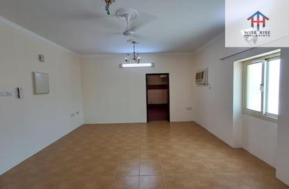 Apartment - 2 Bedrooms - 2 Bathrooms for rent in Busaiteen - Muharraq Governorate