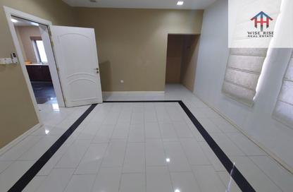 Apartment - 3 Bedrooms - 2 Bathrooms for rent in Tubli - Central Governorate