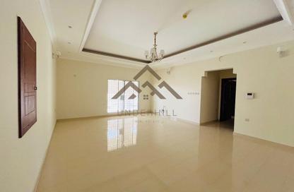 Apartment - 3 Bedrooms - 3 Bathrooms for rent in Seef - Capital Governorate