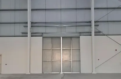 Warehouse - Studio - 1 Bathroom for rent in Sitra - Central Governorate