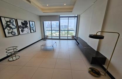 Apartment - 3 Bedrooms - 3 Bathrooms for rent in Reef Island - Capital Governorate