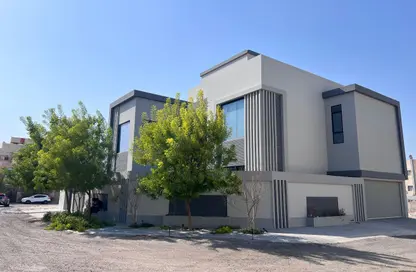Villa - 4 Bedrooms - 5 Bathrooms for sale in Janabiya - Northern Governorate Villa - 4 Bedrooms - 5 Bathrooms for sale in Janabiya - Northern Governorate