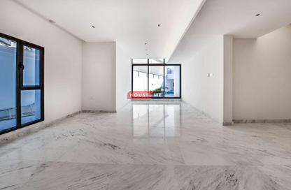 Villa - 5 - 6 for sale in Saar - Northern Governorate