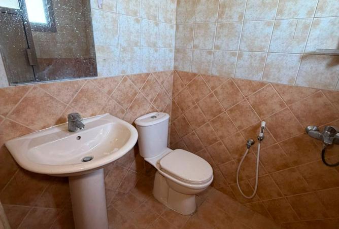 54398615 - صورة العقار 2