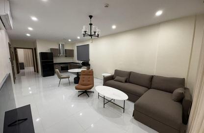 Apartment - 1 Bedroom - 1 Bathroom for rent in Sanabis - Manama - Capital Governorate